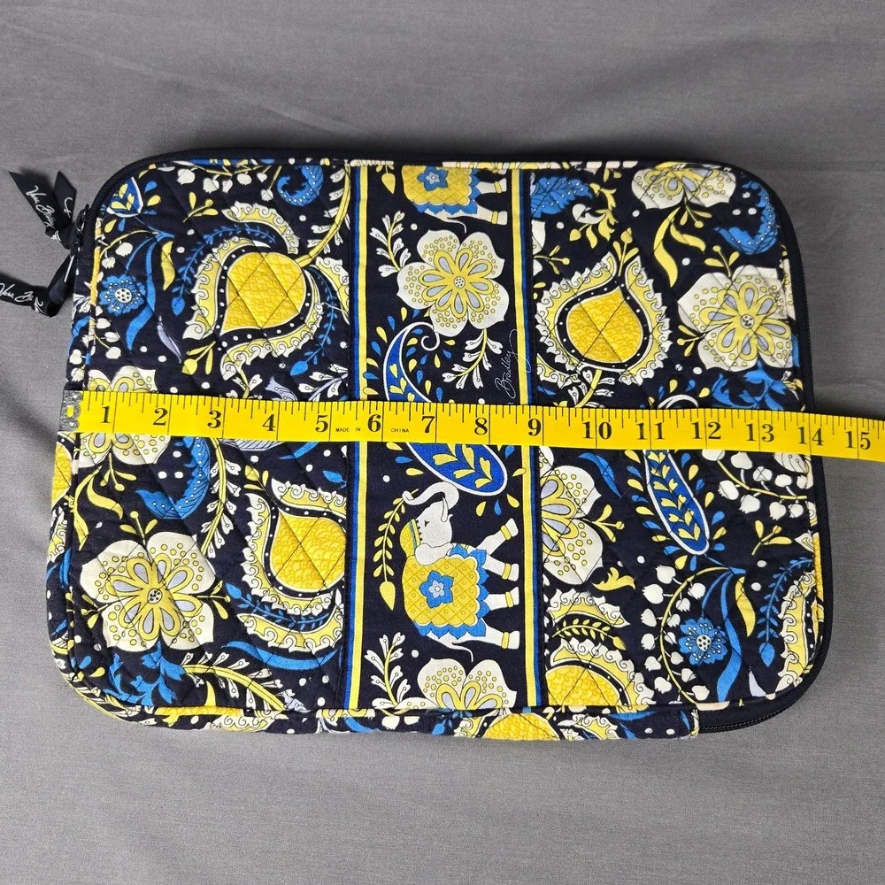 Vera Bradley Laptop Sleeve Elephant Parade Navy Yellow Quilted Zip Padded Case